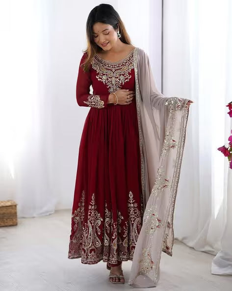 Women Embroidered Anarkali Kurta Suit Set For Women
